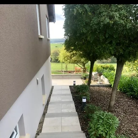 Apartment Les Pantoufles Dans Le Pre