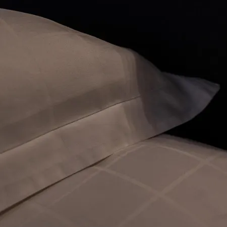 Les Pantoufles Dans Le Pre *