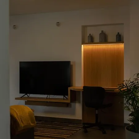 Les Pantoufles Dans Le Pre *