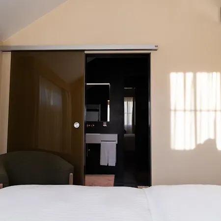 Les Pantoufles Dans Le Pre Appartement *