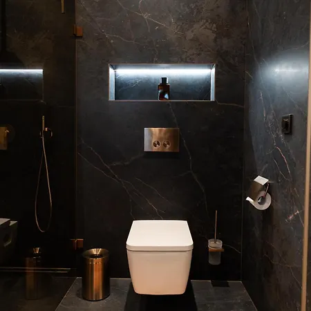 Les Pantoufles Dans Le Pre