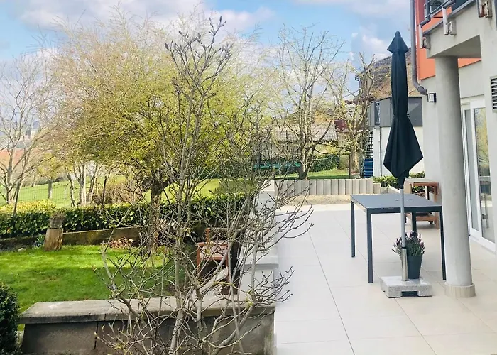 Les Pantoufles Dans Le Pre Апартаменты *