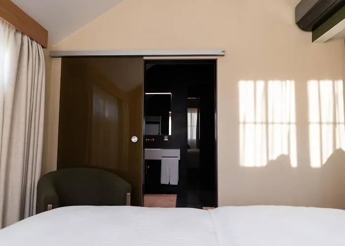 Les Pantoufles Dans Le Pre Апартаменты *