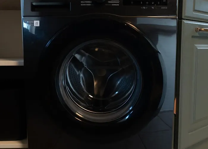 Les Pantoufles Dans Le Pre *