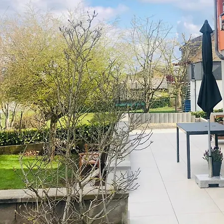 Les Pantoufles Dans Le Pre Appartement *