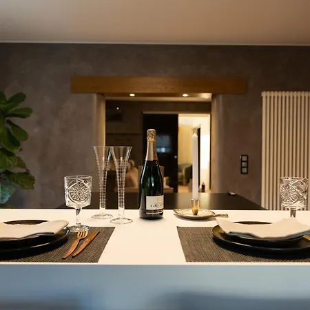 Les Pantoufles Dans Le Pre * Eppeldorf