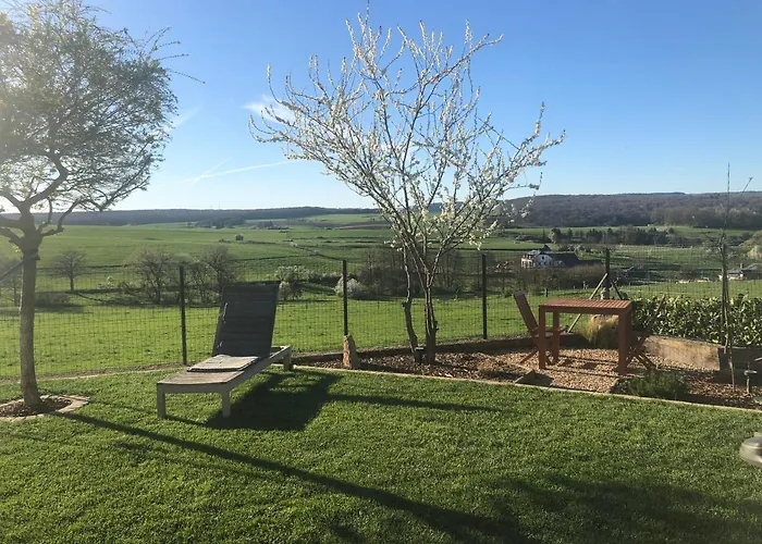 Les Pantoufles Dans Le Pré * Eppeldorf