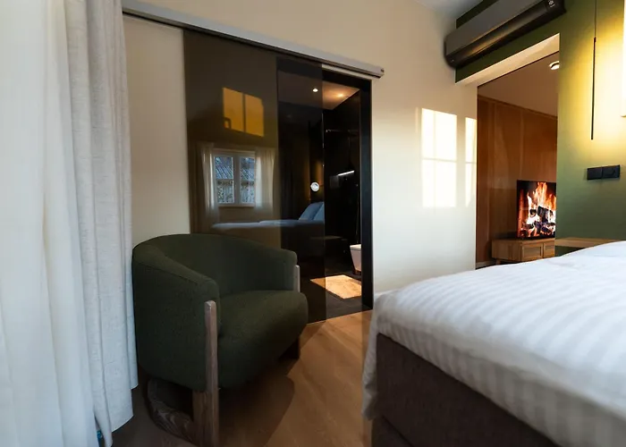 Les Pantoufles Dans Le Pré