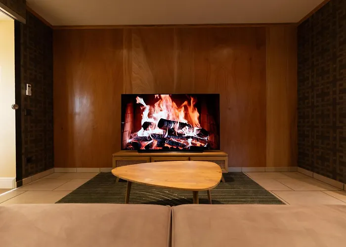 Les Pantoufles Dans Le Pré * Eppeldorf