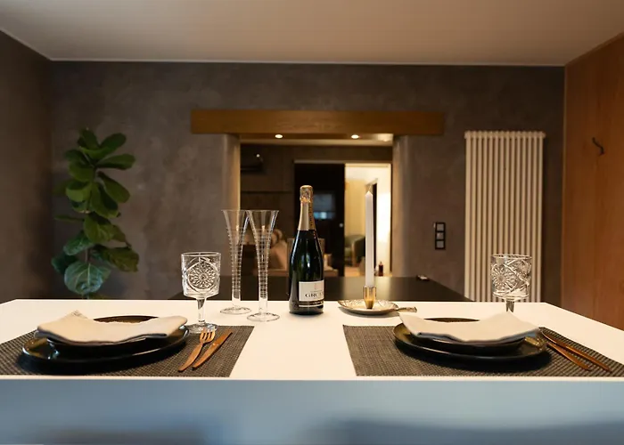 Les Pantoufles Dans Le Pre * Eppeldorf